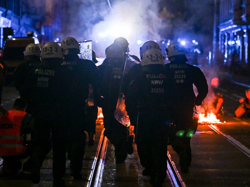 In Leipzig hatte es nach der Urteilsverkündung Solidaritätskundgebungen für Lina E. gegeben. (Archivfoto) - Foto: Hendrik Schmidt/dpa