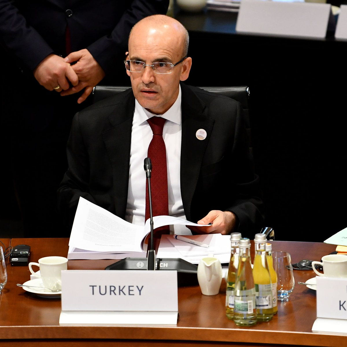 Mehmet Simsek ist erneut türkischer Finanzminister (Archivbild). - Foto: picture alliance / Uwe Anspach/dpa