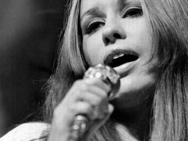 Die brasilianische Bossa-Nova-Sängerin Astrud Gilberto ist im Alter von 83 Jahren  gestorben. - Foto: Georg Göbel/dpa