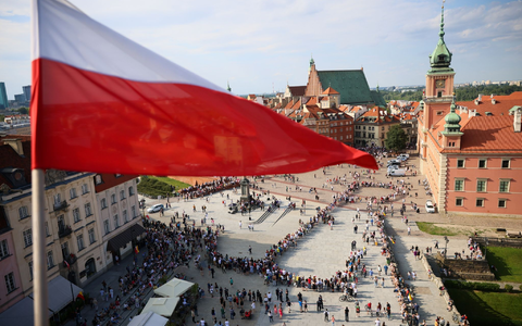 Für den Herbst ist in Polen eine Parlamentswahl  angesetzt. - Foto: Leszek Szymanski/PAP/dpa
