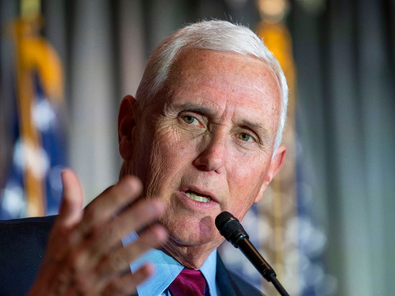 Ex-Vizepräsident Mike Pence bei einem Event in Washington. Der ehemalige Trump-Partner will 2024 selbst für das höchste Amt in den USA kandidieren. - Foto: Alex Brandon/AP