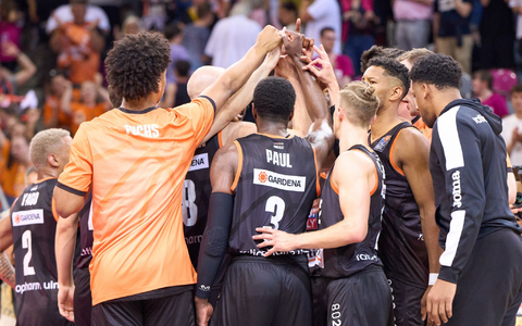 Einen emotionalen Sieg feierte ratiopharm Ulm in Bonn. - Foto: Thomas Frey/dpa