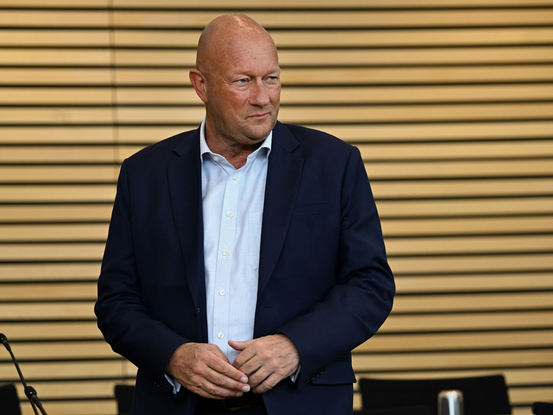 Kann sich keine Koalition mit den Grünen vorstellen: Thüringens FDP-Chef Thomas Kemmerich. - Foto: Martin Schutt/dpa