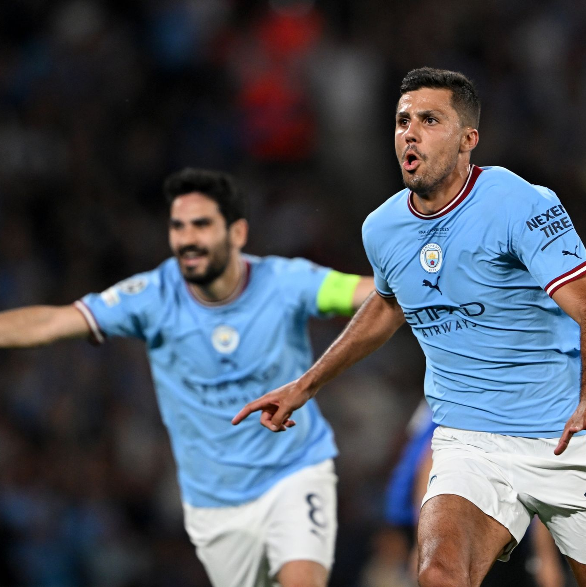 City-Profy Rodri (r) jubelt nach seinem Tor zum 1:0 mit Ilkay Gündogan. - Foto: Robert Michael/dpa