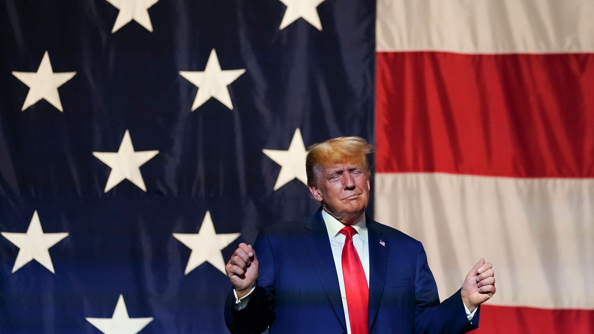 Donald Trump tritt auf einer Parteiveranstaltung der Republikaner auf. - Foto: John Bazemore/AP/dpa