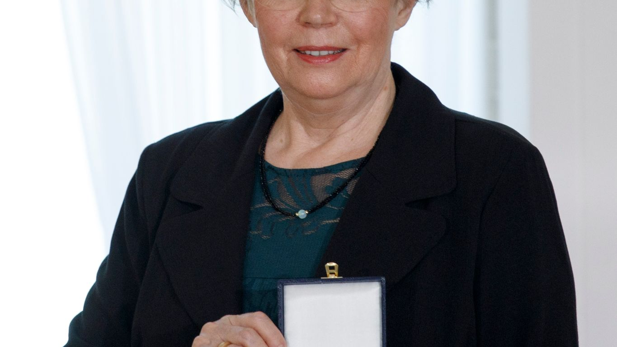 Juliane Diller überlebte 1971 als einziger Mensch einen Flugzeugabsturz im Osten von Peru. - Foto: Carsten Koall/dpa