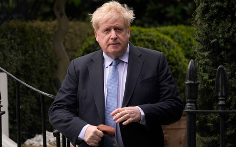 Ex-Premier Boris Johnson ist als Abgeordneter zurückgetreten. - Foto: Alberto Pezzali/AP/Archiv