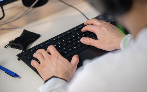 Videostreaming sorgt für besonders viel Datenverkehr. - Foto: Sebastian Gollnow/dpa