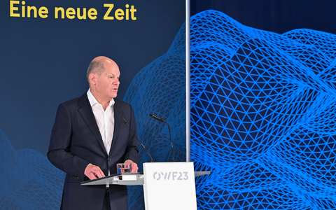 Bundeskanzler Olaf Scholz ist optimistisch, dass die Ampel im neuen Jahr besser funktionieren wird. - Foto: Patrick Pleul/dpa