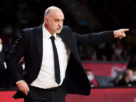 Trainer Pablo Laso und die Basketballer des FC Bayern München haben die Euroleague-Play-Ins verpasst. - Foto: Angelika Warmuth/dpa
