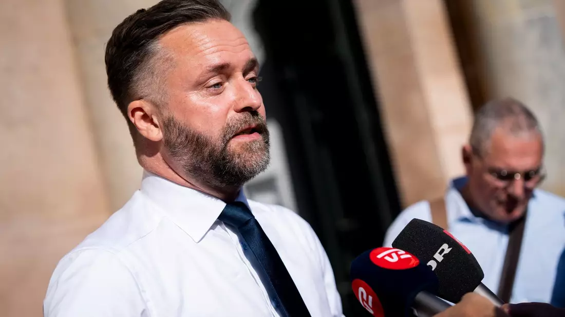 Sonderstaatsanwalt Soren Harbo
spricht mit Journalisten vor dem Kopenhagener Stadtgericht. - Bild: Ida Marie Odgaard/Ritzau Scanpix Foto/AP/dpa