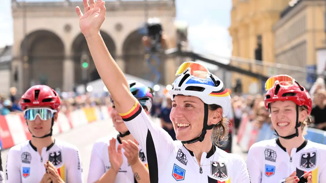 Lisa Brennauer ist Sportchefin des neuen Rennens in Stuttgart. - Bild: Marius Becker/dpa