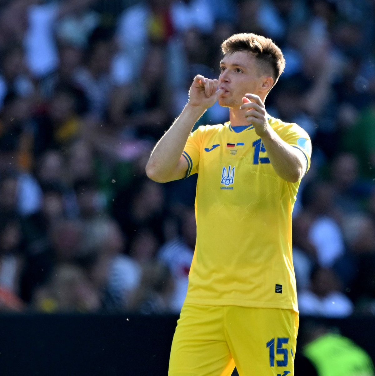 Viktor Tsygankov freut sich über den 1:1-Ausgleich. - Foto: Federico Gambarini/dpa