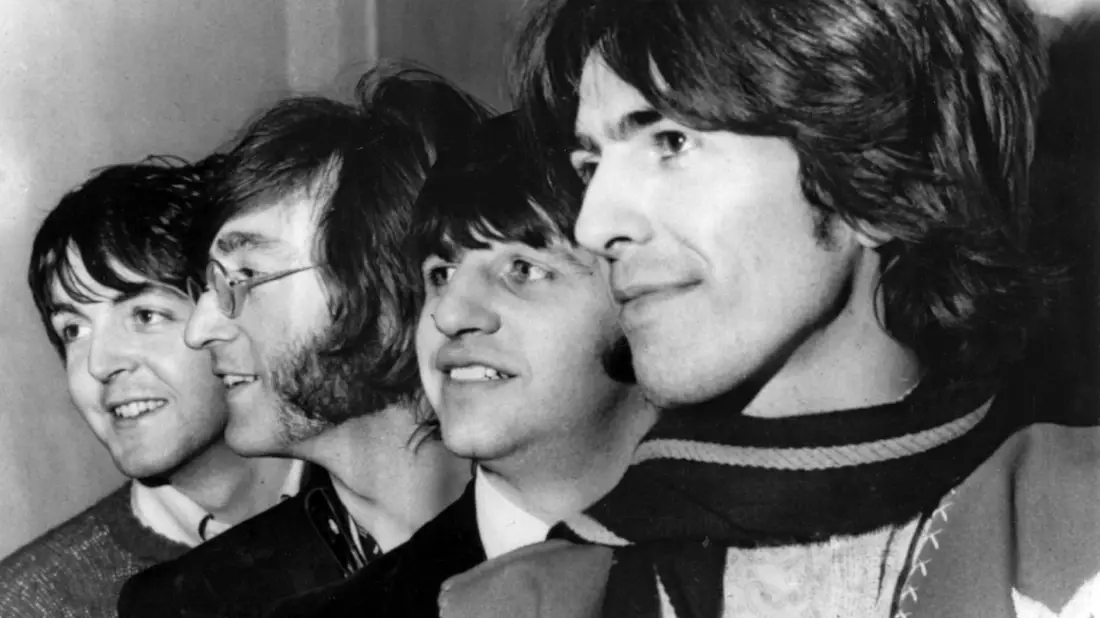 Paul McCartney (l-r), John Lennon, Ringo Starr und George Harrison aka The Beatles haben mal wieder einen Rekord gebrochen: Sie verzeichnen die größte Spanne zwischen zwei Nummer-eins-Hits überhaupt. - Bild: Lapresse/EPA/dpa