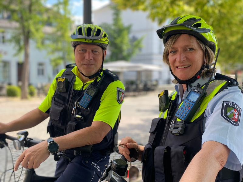 POL-PDNR: Neue Bezirksdienstbeamtinnen bei der Polizei Neuwied im Amt - Foto: presseportal.de