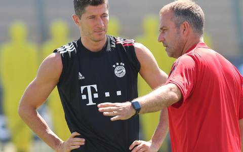 Alte Bekannte: Robert Lewandowski (l) blĂŒht unter Flick in Barcelona wieder auf. - Foto: M. Donato/FC Bayern/dpa Alte Bekannte: Robert Lewandowski (l) blĂŒht unter Flick in Barcelona wieder auf. - Foto: M. Donato/FC Bayern/dpa