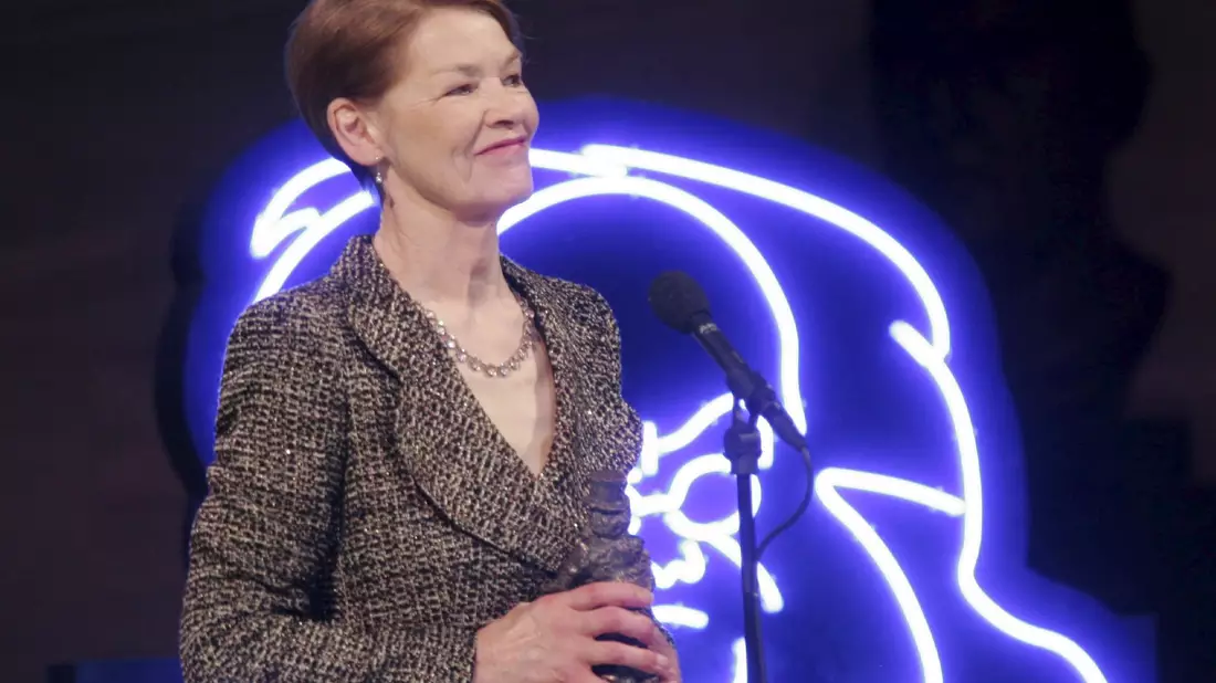 Glenda Jackson bei der Verleihung des Ibsen Centennial Award in Oslo (2006). - Bild: Erichsen, Jarl Fr./dpa/SCANPIX/dpa
