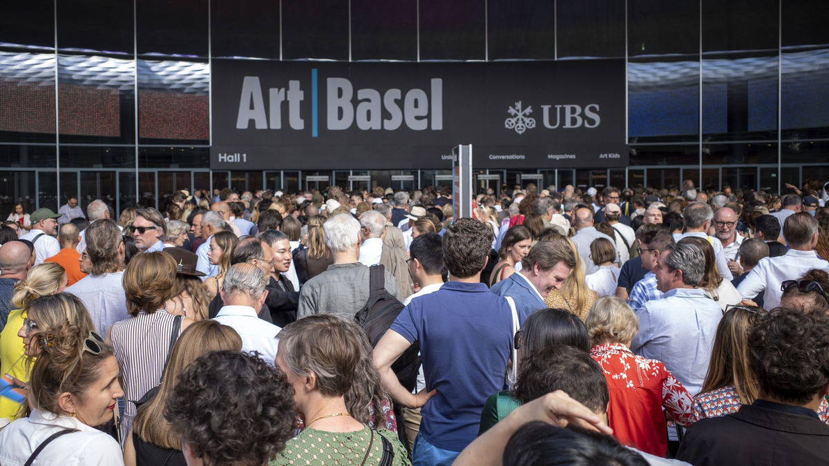 Die erste Art Basel in Katar ist in Planung - trotz Flaute auf dem Kunstmarkt. (Archivbild) - Foto: Georgios Kefalas/KEYSTONE/dpa