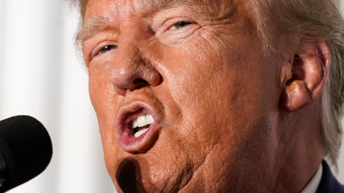 Der ehemalige US-Präsident Donald Trump ist mit zahlreichen juristischen Problemen konfrontiert. - Foto: Andrew Harnik/AP