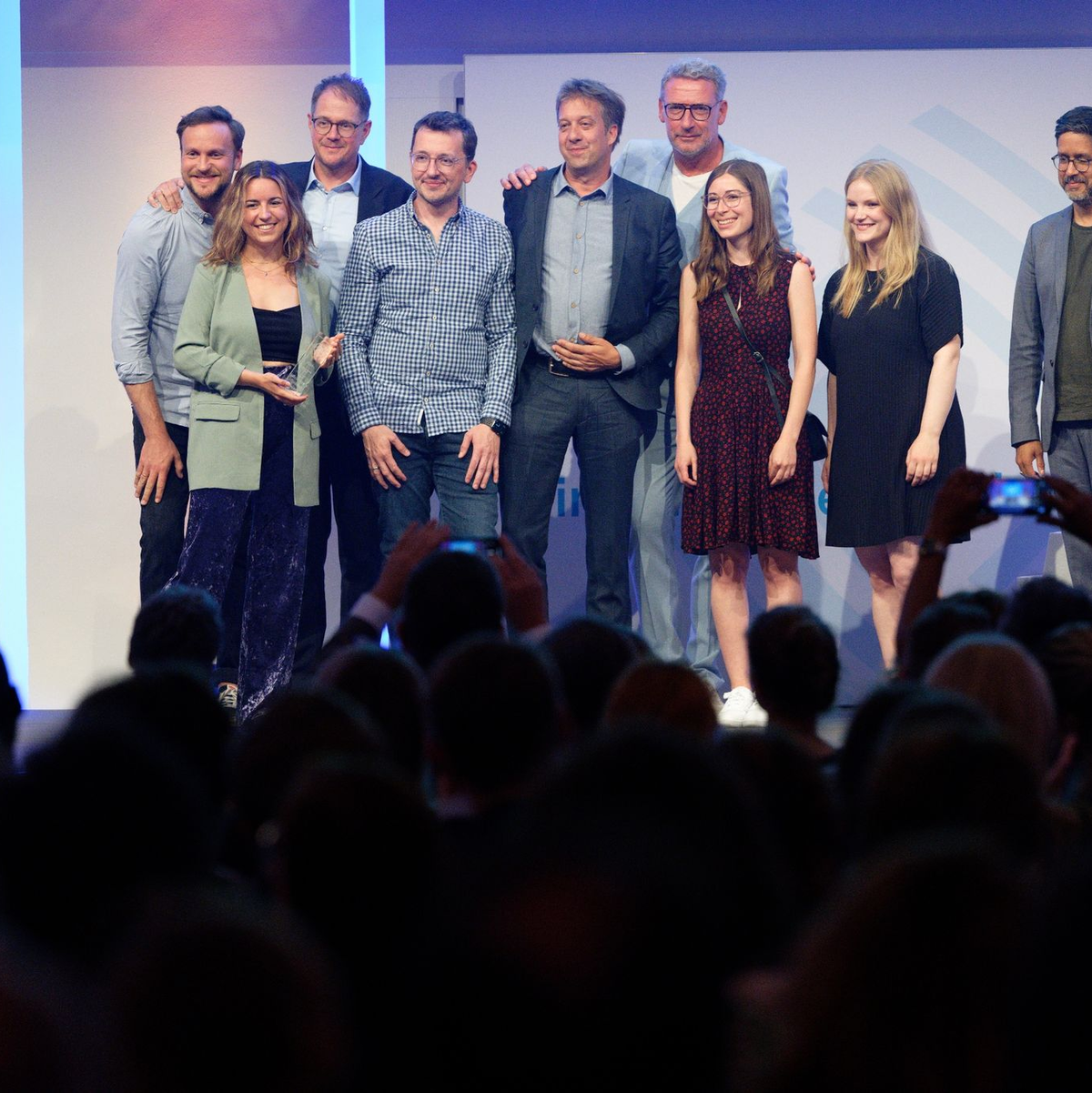 Der Grimme Online Award 2023 in der Kategorie «Wissen und Bildung» geht an das Team von «Stolpersteine NRW». - Foto: Henning Kaiser/dpa