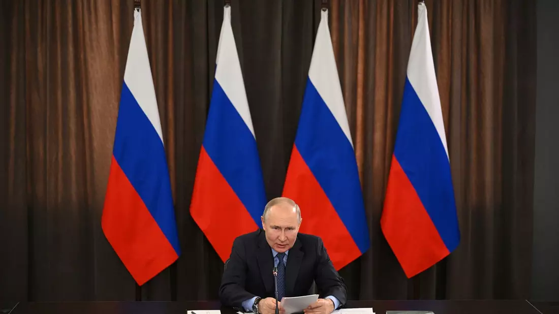 Putin telefonierte mit Trump.  - Bild: Ramil Sitdikov/Pool Sputnik Kremlin/AP/dpa