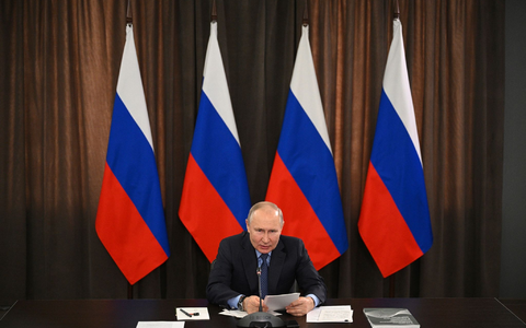 Putin telefonierte mit Trump.  - Foto: Ramil Sitdikov/Pool Sputnik Kremlin/AP/dpa