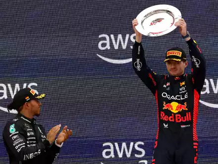 Wurde im Auftakttraining von Barcelona Zweiter: Max Verstappen. - Foto: Joan Monfort/AP/dpa