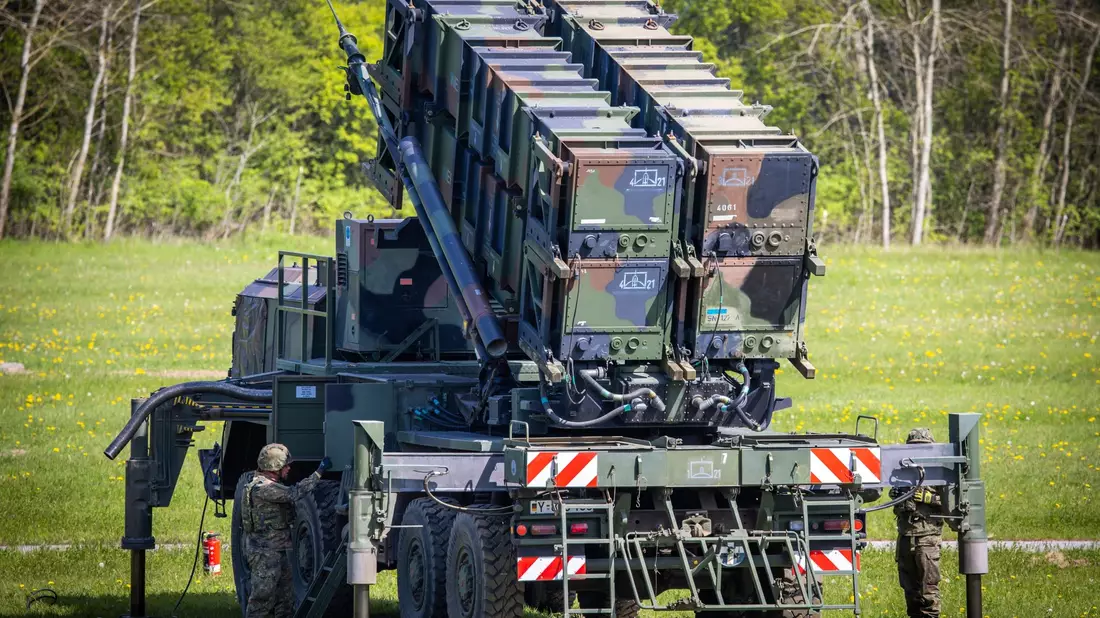 Deutschland will weitere Patriots an die Ukraine liefern. (Archivbild) - Bild: Jens Büttner/dpa