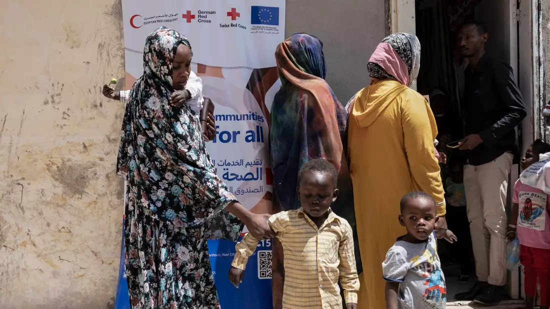 Flüchtlinge aus dem Sudan in Ägypten: Warten auf medizinische Versorgung. - Bild: Lobna Tarek/dpa