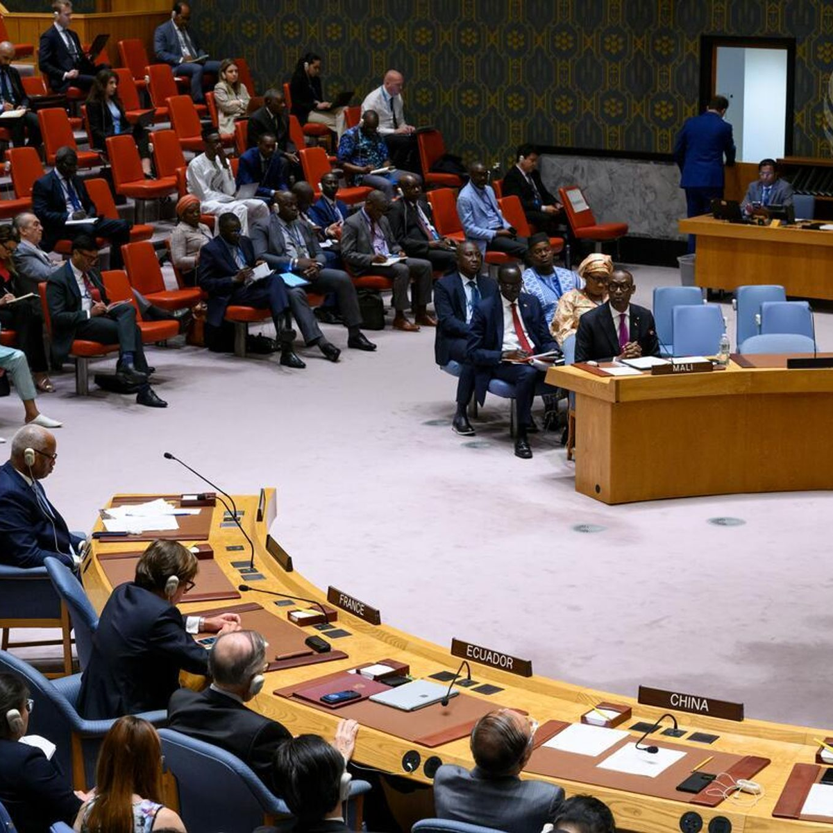 Der malische Außenminister Abdoulaye Diop (2.v.r.) spricht vor dem UN-Sicherheitsrat in New York. - Foto: Loey Felipe/UN Photo/dpa