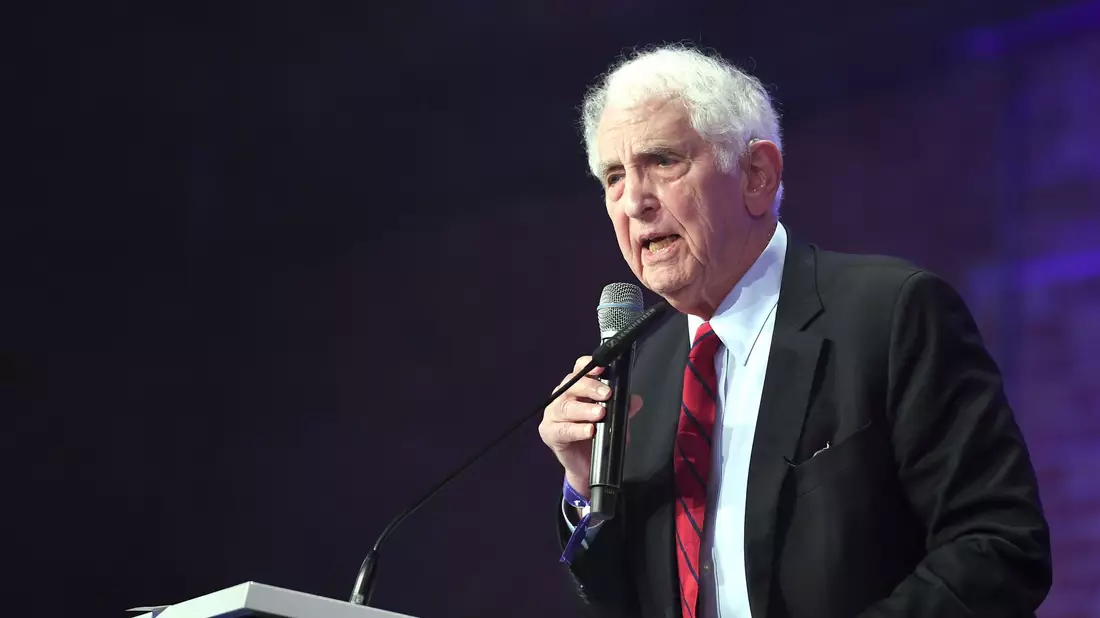 Daniel Ellsberg auf einer Aufnahme aus dem Jahr 2019. - Bild: Britta Pedersen/dpa