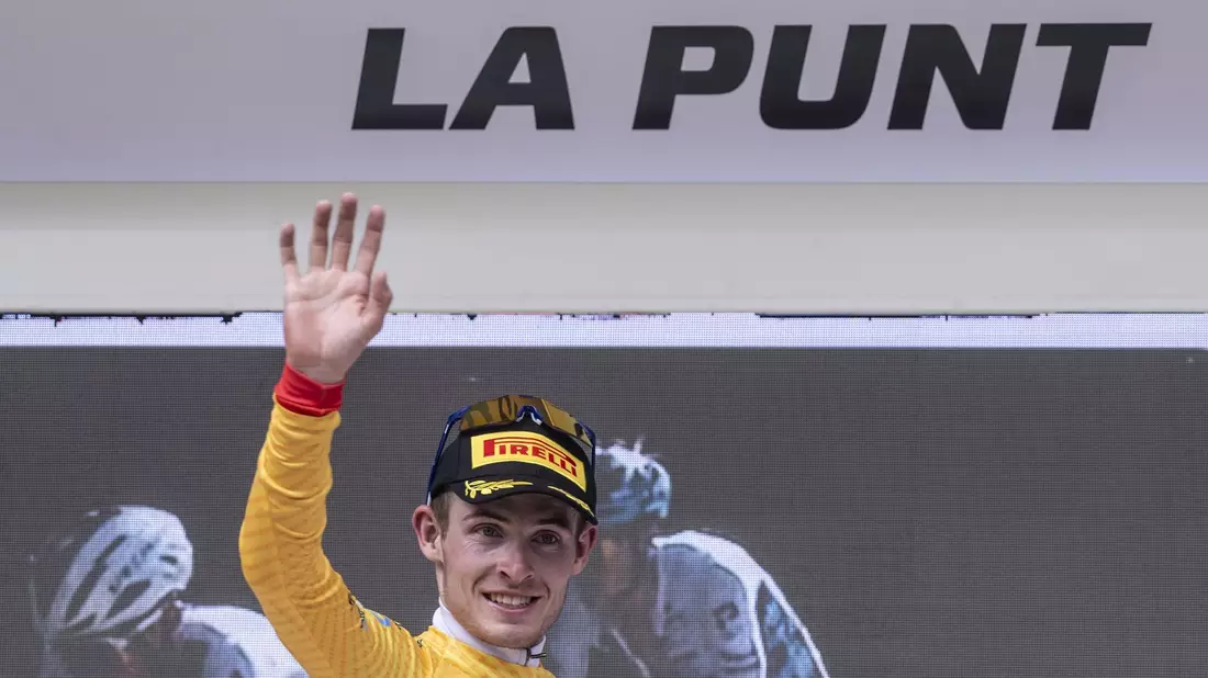 Der deutsche Radprofi Georg Zimmermann ist bei der neunten Etappe der Tour de France heftig gestürzt. - Bild: Gian Ehrenzeller/KEYSTONE/dpa