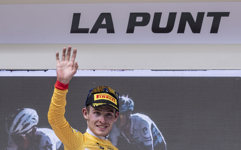 Radprofi Mattias Skjelmose hat die Tour de Suisse gewonnen. - Foto: Gian Ehrenzeller/KEYSTONE/dpa