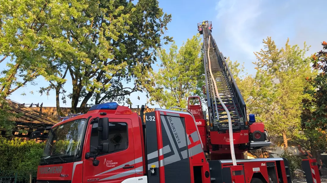 Im Europa-Park in Rust war ein Brand ausgebrochen. - Bild: Christian Böhmer/dpa