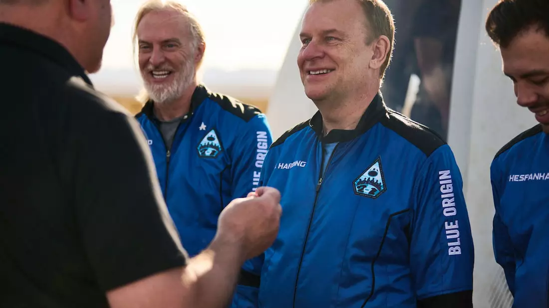 Auch der britische Geschäftsmann und Abenteurer Hamish Harding ist an Bord der «Titan». - Bild: Felix Kunze/Blue Origin/AP/dpa