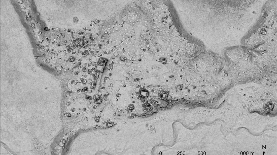 Der Umriss der neu entdeckten Maya-Siedlung. - Bild: Ivan Sprajc/INAH/dpa