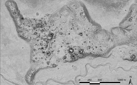Der Umriss der neu entdeckten Maya-Siedlung. - Foto: Ivan Sprajc/INAH/dpa