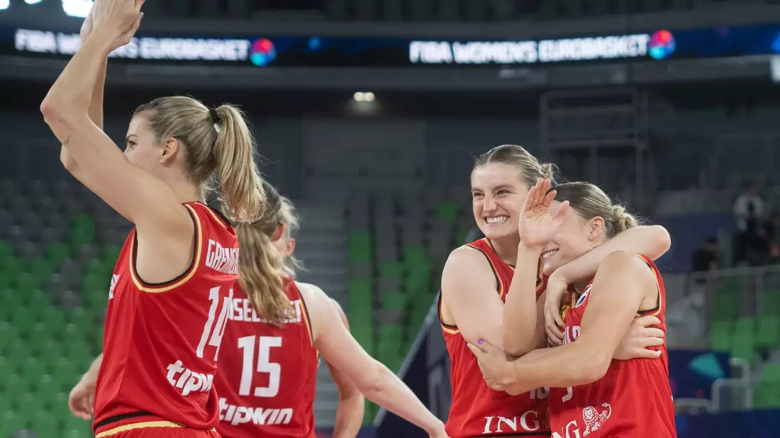 Die deutschen Basketballerinnen treffen im EM-Viertelfinale auf Spanien. - Bild: Lucas Kröger/DBB/dpa