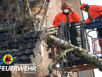 FW-MG: Erster Sturm 2025 triff auf Mönchengladbach - Foto: presseportal.de