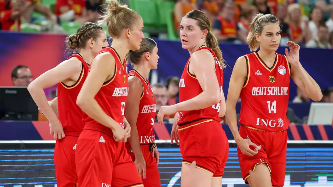 Deutschlands Basketballerinnen haben sich die Teilnahme an einem Qualifikationsturnier für Olympia gesichert. - Bild: Virginie Lefour/belga/dpa
