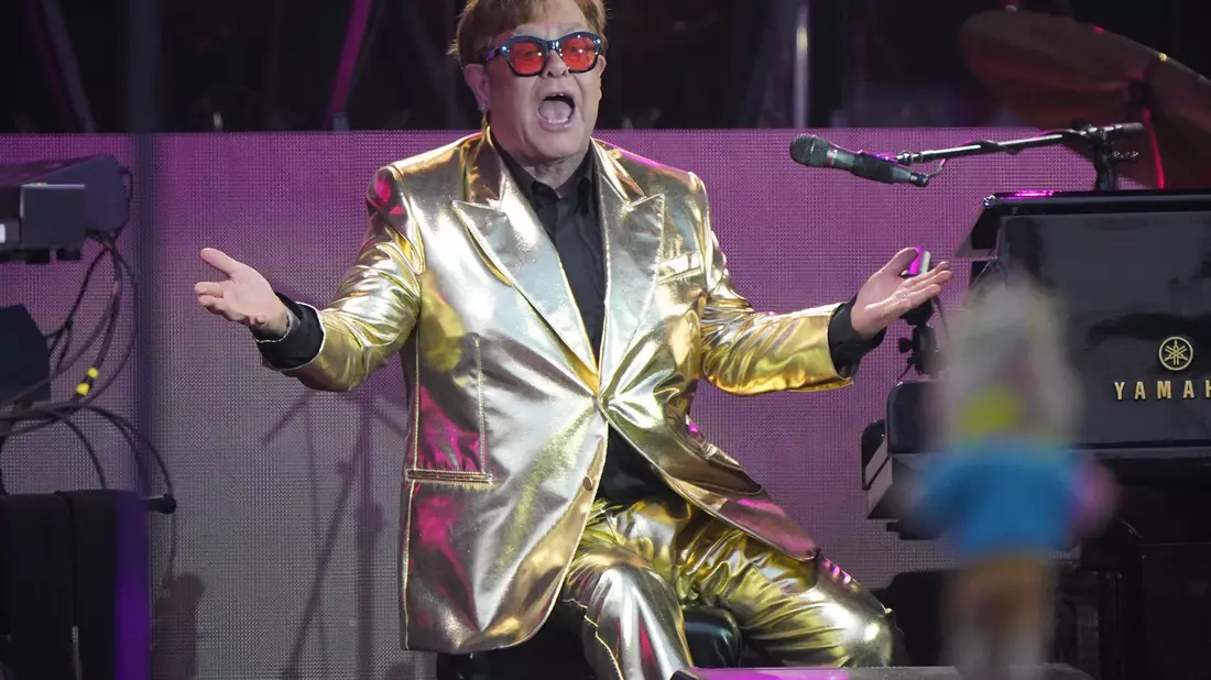 Elton John beim Glastonbury Festival. - Bild: Yui Mok/PA Wire/dpa