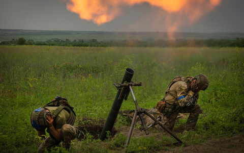 Damit sie sich verteidigen können, benötigen ukrainische Soldaten finanzielle Unterstützung bei der Lieferung von Waffen. - Foto: Efrem Lukatsky/AP/dpa