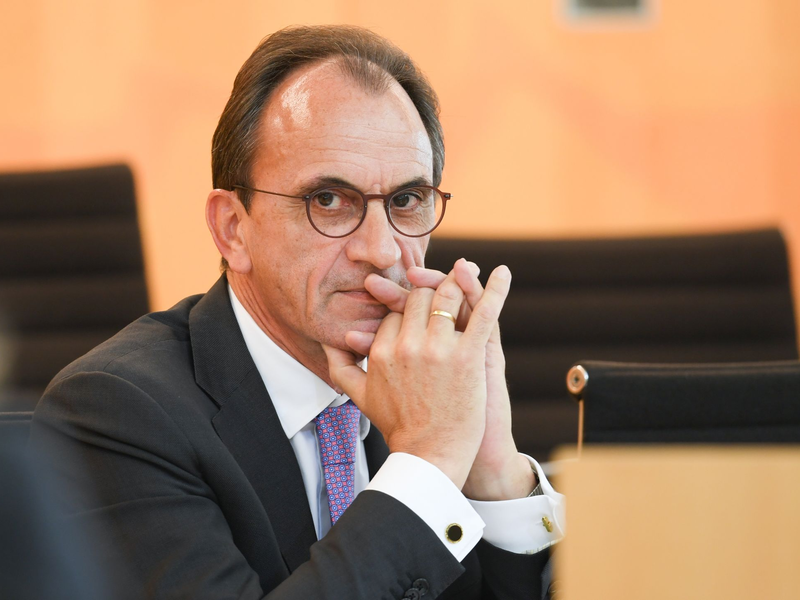 Finanzminister Michael Boddenberg hat eine Einschätzung zu den sogenannten «Pandora Papers» abgegeben. - Foto: Arne Dedert/dpa