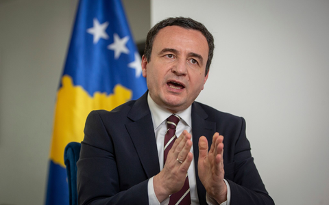 Albin Kurti, Premierminister des Kosovo, fordert Sanktionen für Serbien. - Foto: Visar Kryeziu/AP/dpa