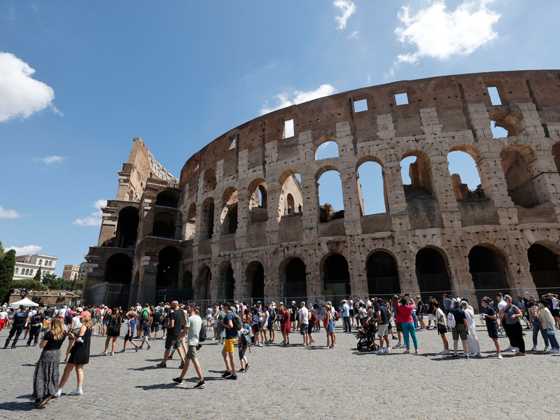 Das Kolosseum gehört zu den beliebtesten Touristenattraktionen in Italien. - Foto: Riccardo De Luca/AP/dpa