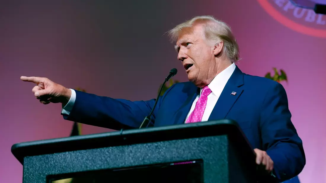 Ex-Präsident Donald Trump bei einer Veranstaltung der republikanischen Partei im US-Bundesstaat Michigan. - Bild: Al Goldis/FR11125 AP/AP