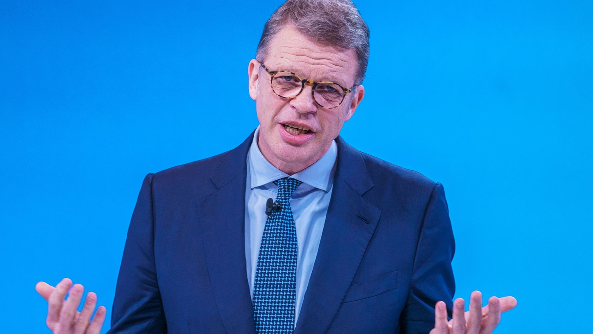 Für Christian Sewing, Vorstandsvorsitzender der Deutschen Bank, ist die Inflation noch nicht überwunden. - Foto: Andreas Arnold/dpa