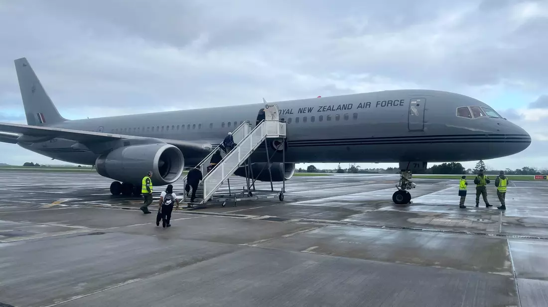 Ein Flugzeug, das den neuseeländischen Premierminister nach China bringen soll, sorgte in der Vergangenheit für Probleme. - Bild: Nick Perry/AP