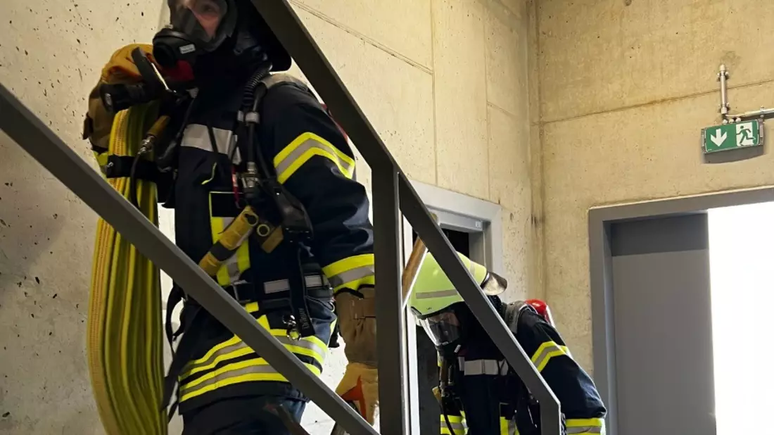 FW-LEV: Balkonbrand in Leverkusen Schöne Aussicht - Bild: presseportal.de