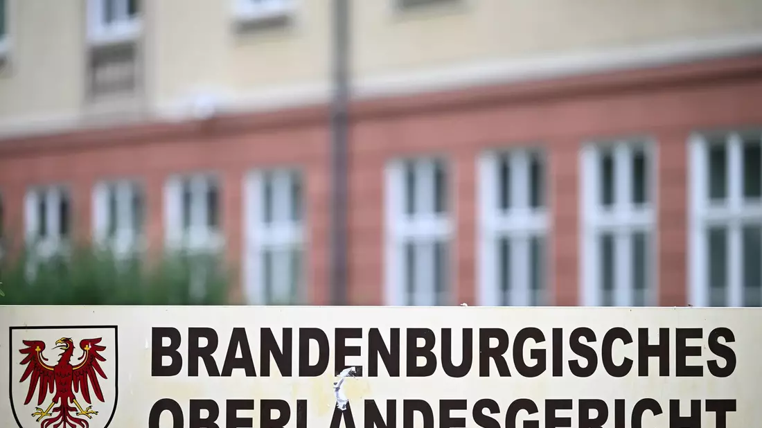 Der 5. Senat des Brandenburger Oberlandesgerichts hat entschieden, dass eine Familie ein von ihr ersteigertes Grundstück zurückgeben muss. - Bild: Soeren Stache/dpa